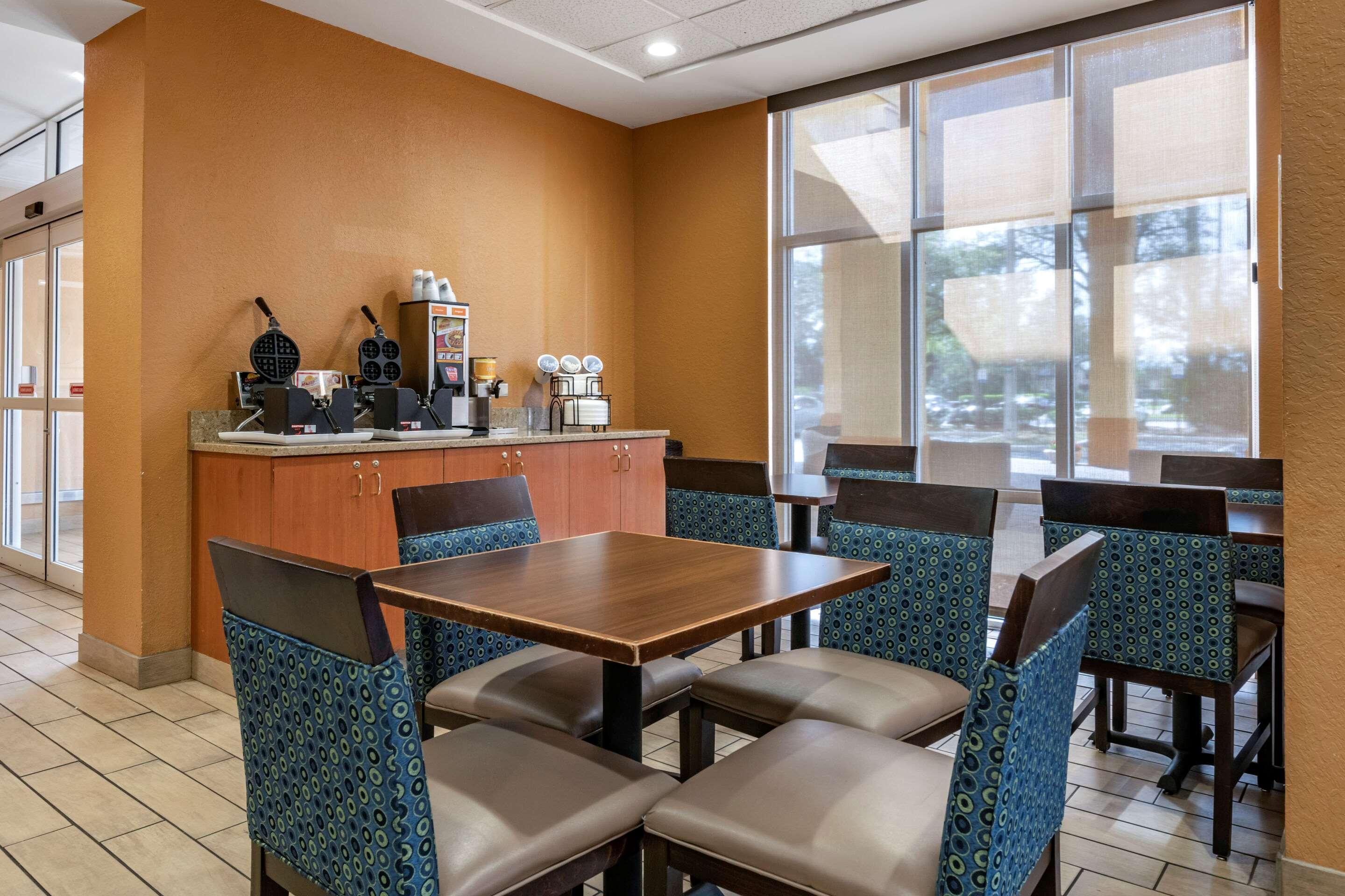 Comfort Inn & Suites Orlando North Sanford Luaran gambar